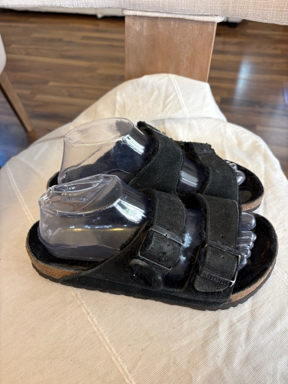 Birkenstock Arizona Shearling Black Sandals‎ - Picture 2 of 6